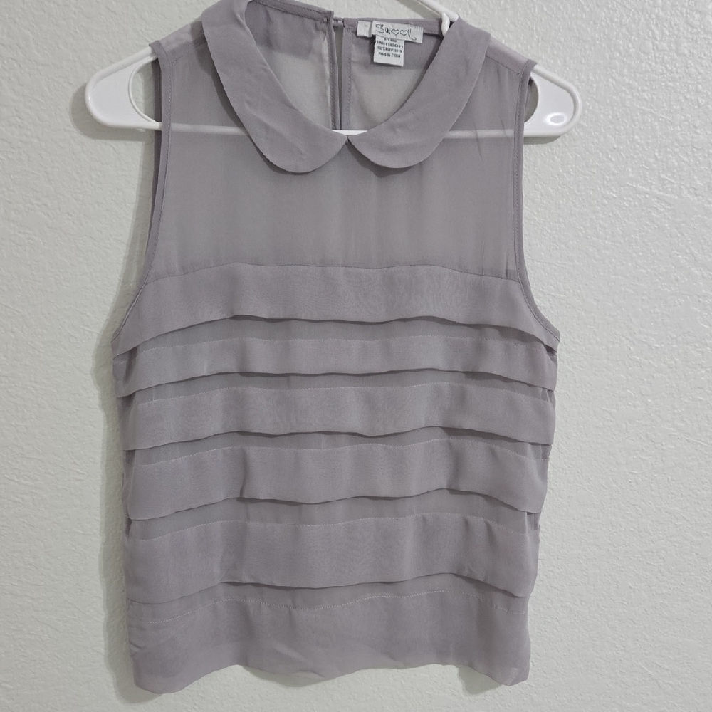 Gray Sleeveless Ruffled Blouse with Peter Pan Collar